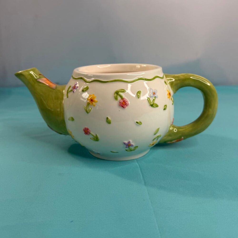multi Dinnerware - Picture 1 of 4